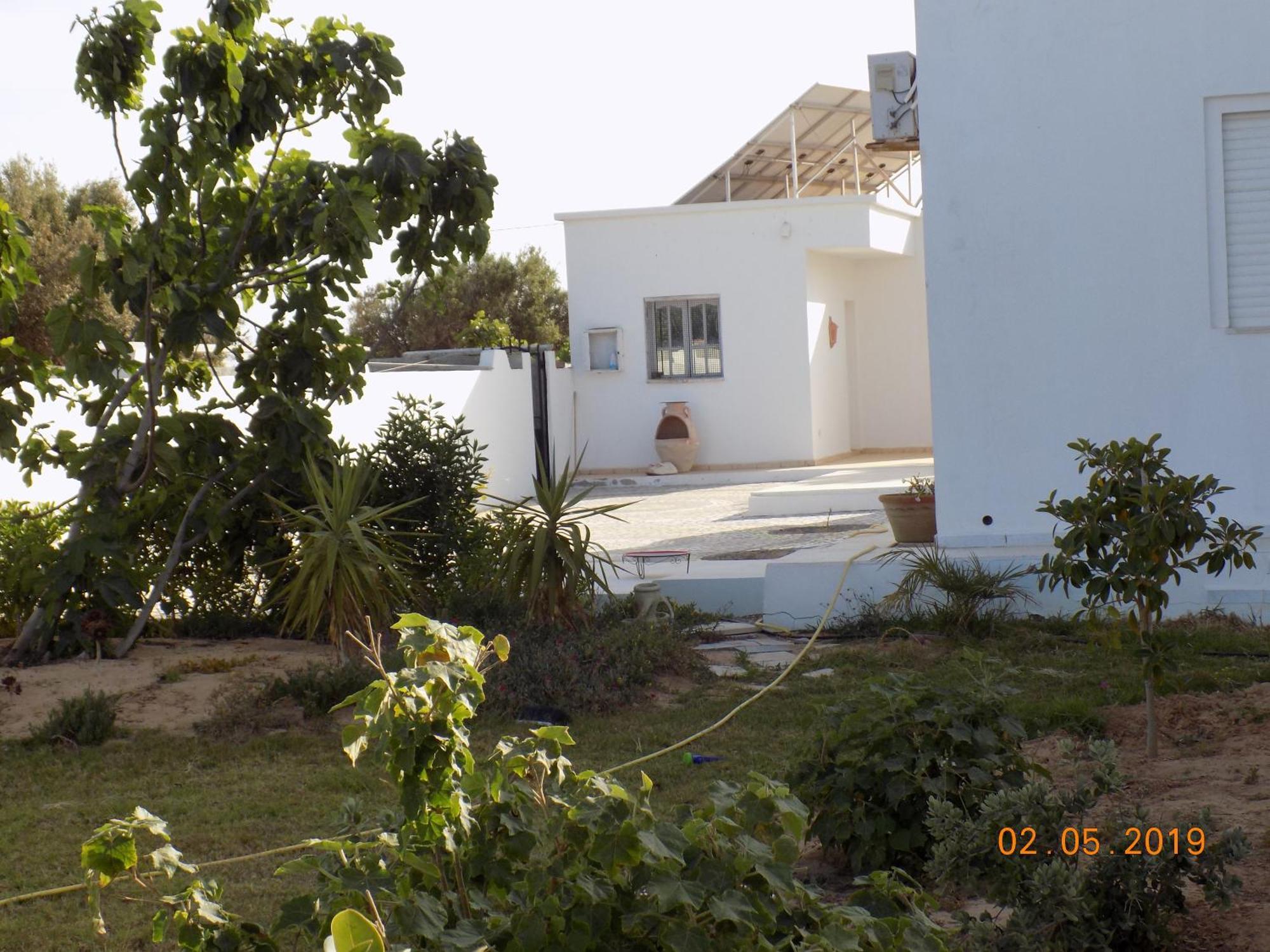 Dar Mamina Bed and Breakfast Sidi ash Shammakh Exteriör bild