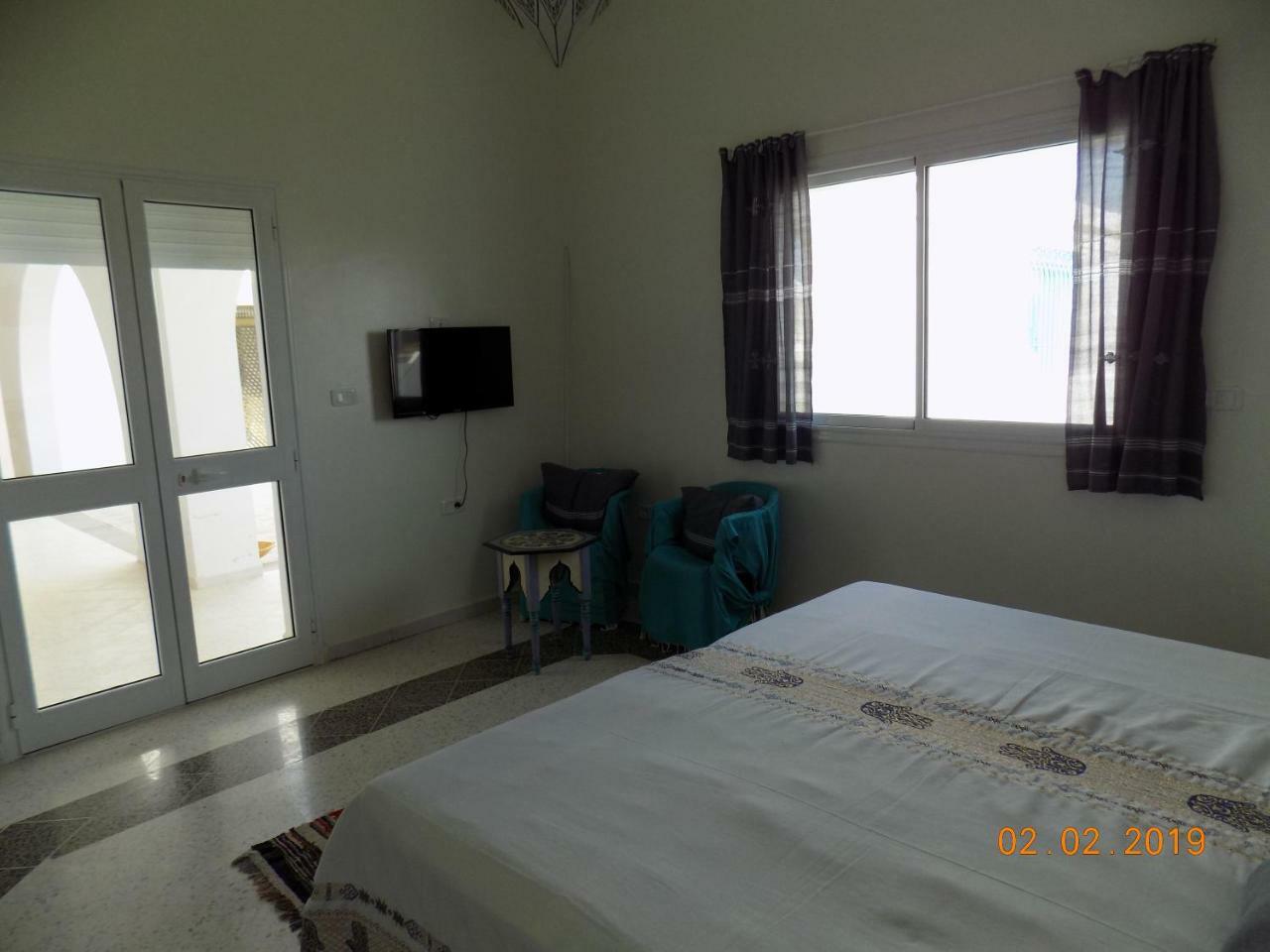Dar Mamina Bed and Breakfast Sidi ash Shammakh Exteriör bild