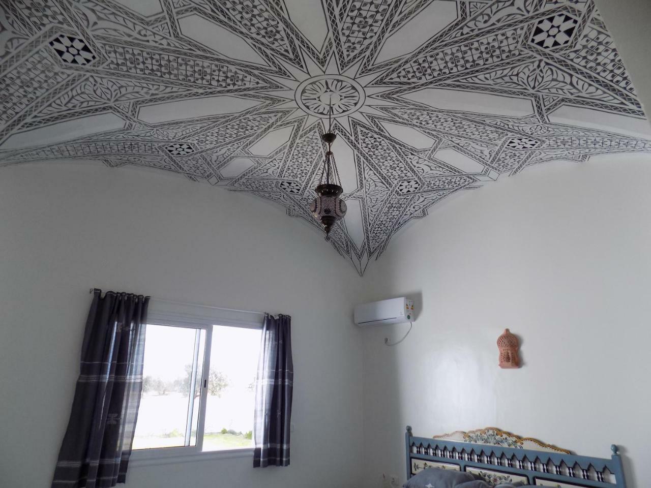 Dar Mamina Bed and Breakfast Sidi ash Shammakh Exteriör bild