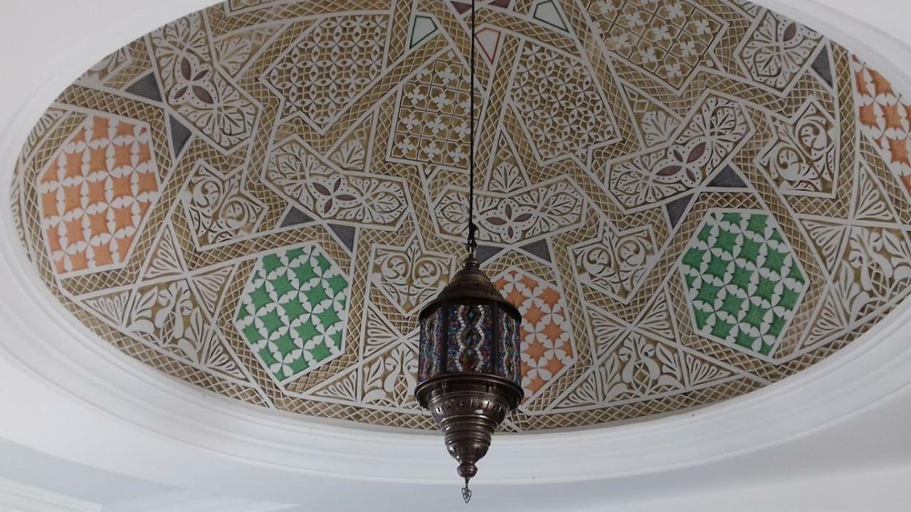 Dar Mamina Bed and Breakfast Sidi ash Shammakh Exteriör bild