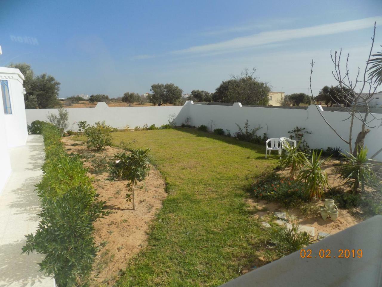 Dar Mamina Bed and Breakfast Sidi ash Shammakh Exteriör bild