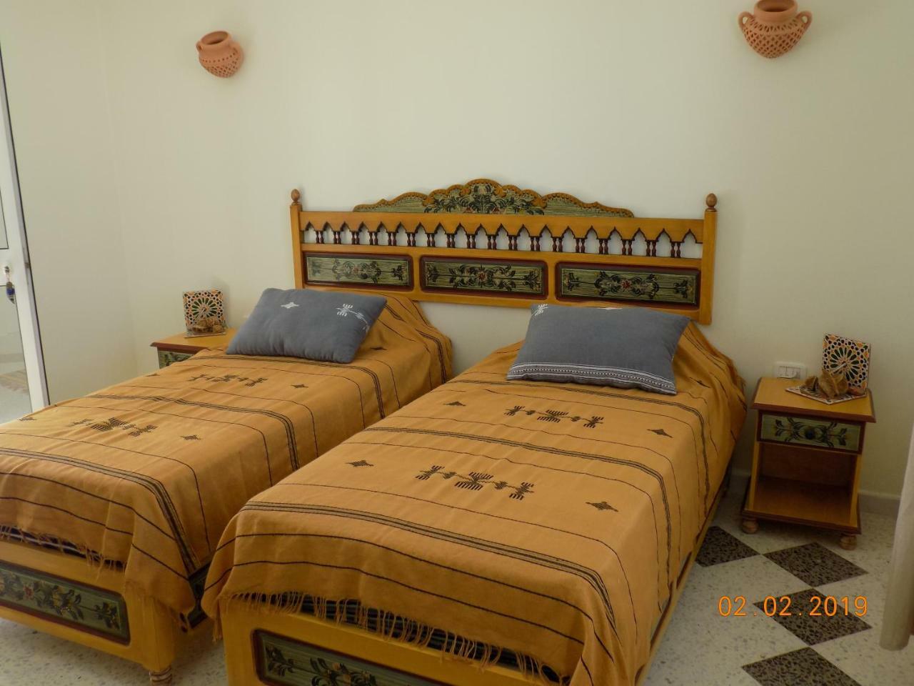 Dar Mamina Bed and Breakfast Sidi ash Shammakh Exteriör bild