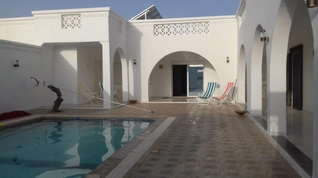 Dar Mamina Bed and Breakfast Sidi ash Shammakh Exteriör bild