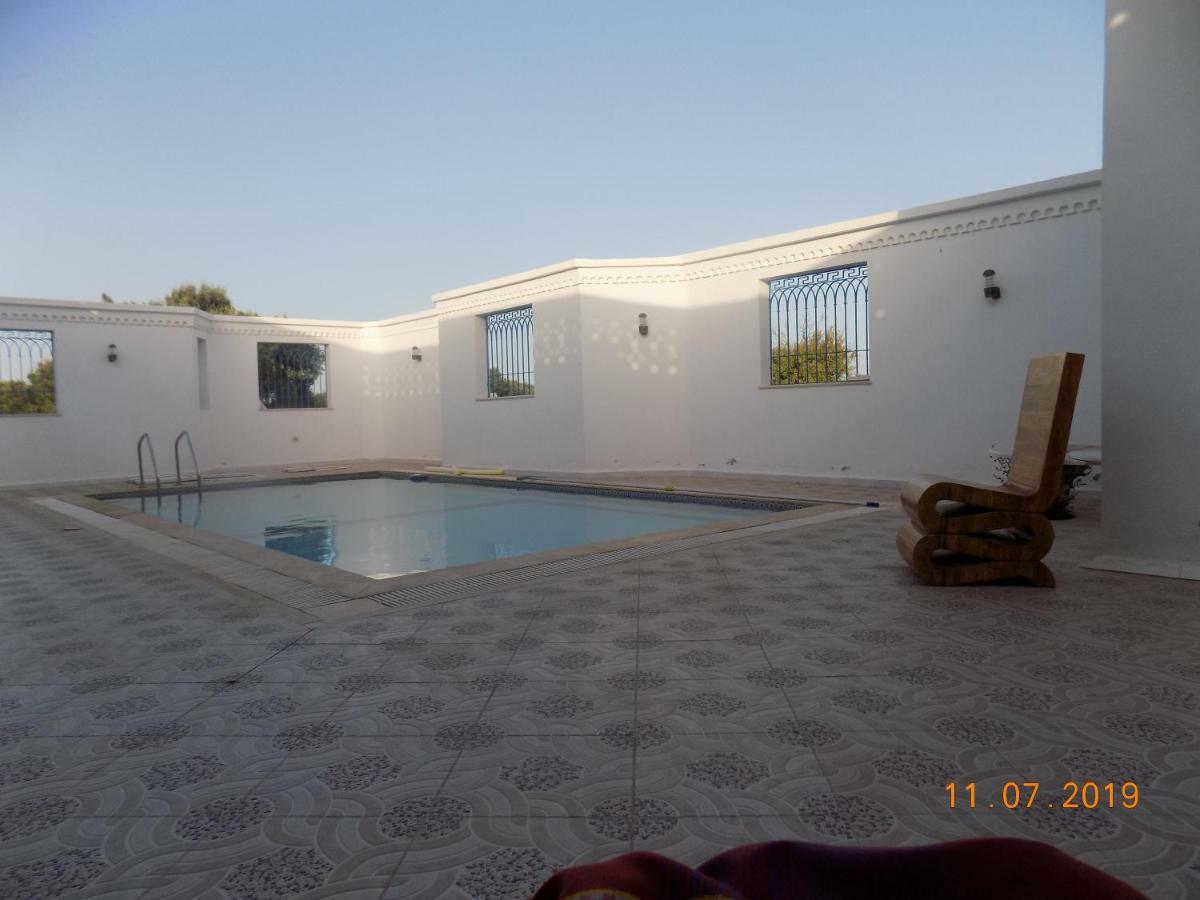 Dar Mamina Bed and Breakfast Sidi ash Shammakh Exteriör bild